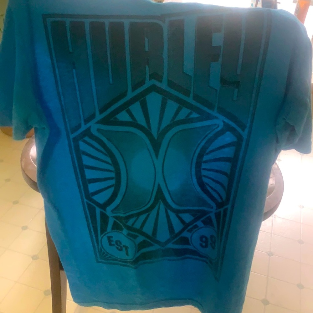 Hurley T-shirt great condition